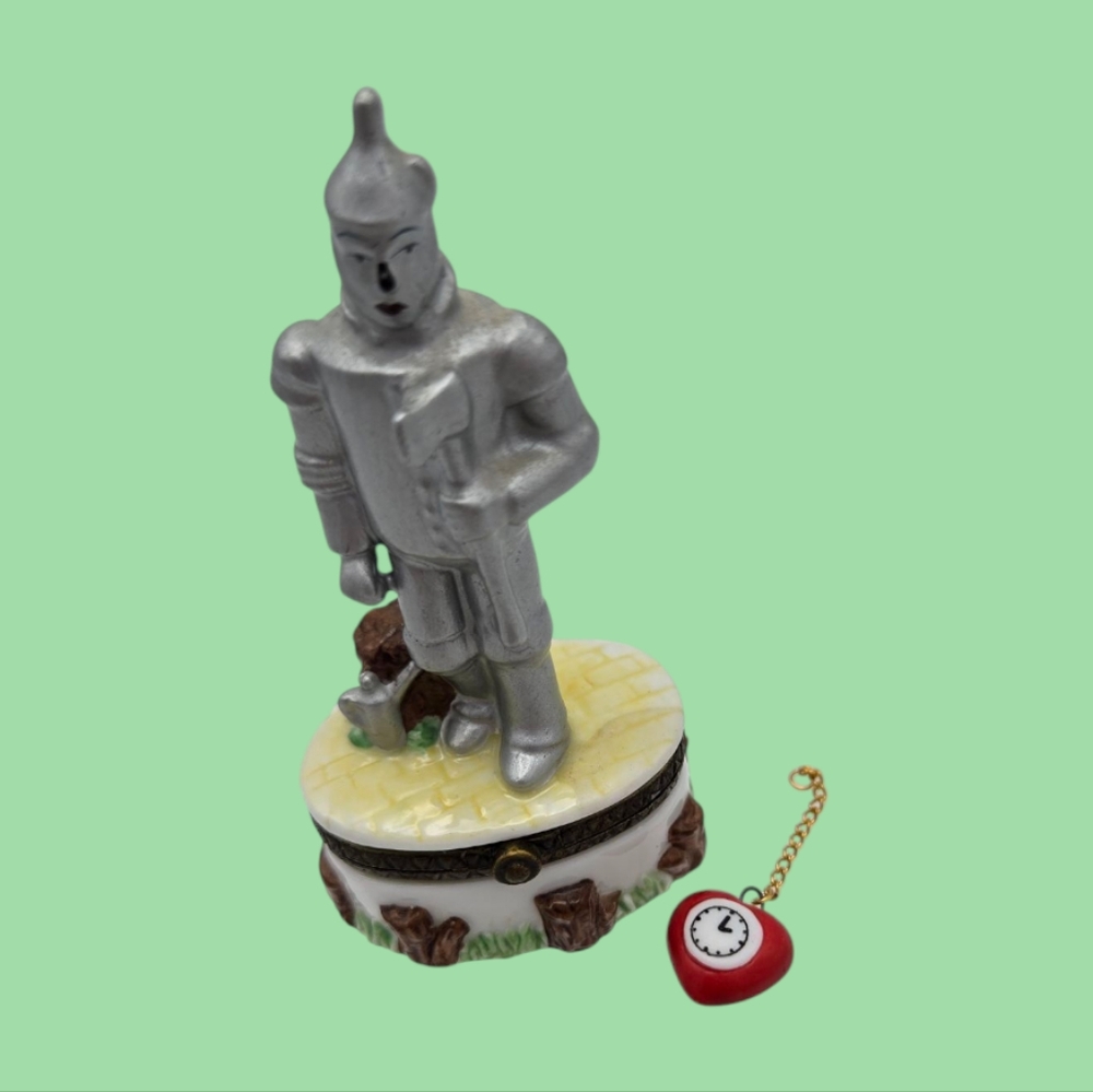 Wizard of Oz Tin Man Trinket Box Red Heart Charm Midwest of Cannon Falls PHB